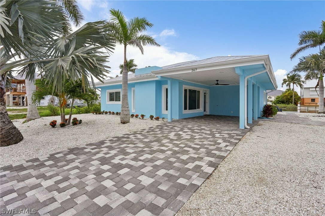 Property Photo:  267 Flamingo Street  FL 33931 