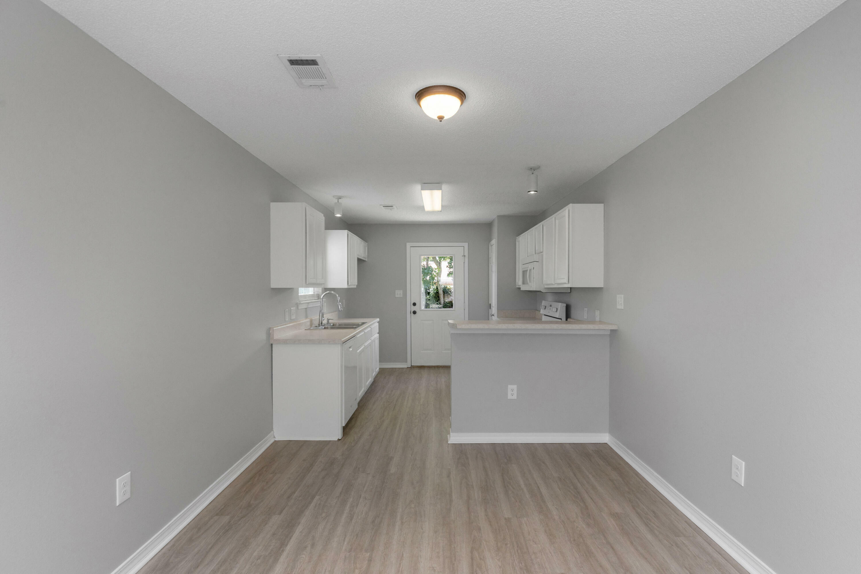 Property Photo:  2145 Tom Street 2145  FL 32566 