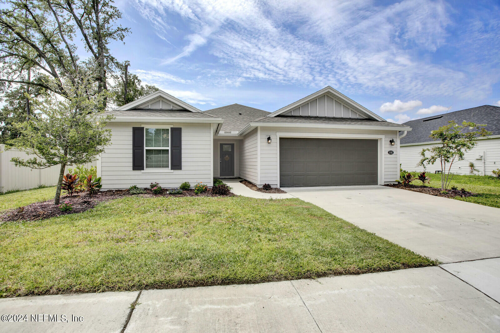 Property Photo:  13182 Palmetto Bluff Drive  FL 32225 