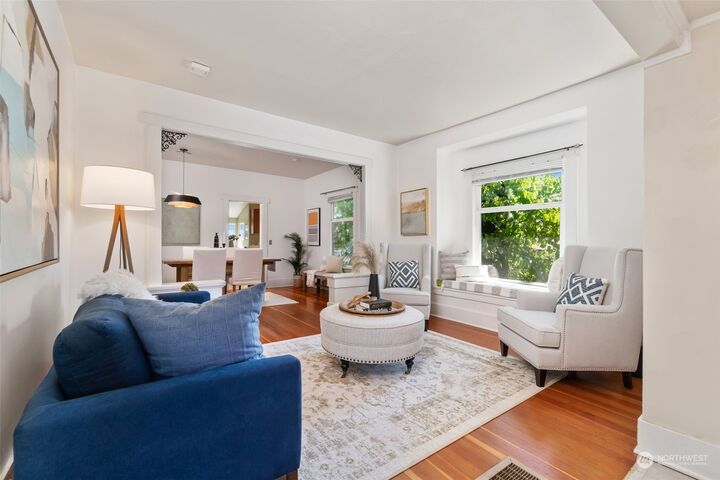 Property Photo:  4456 41st Avenue SW  WA 98116 