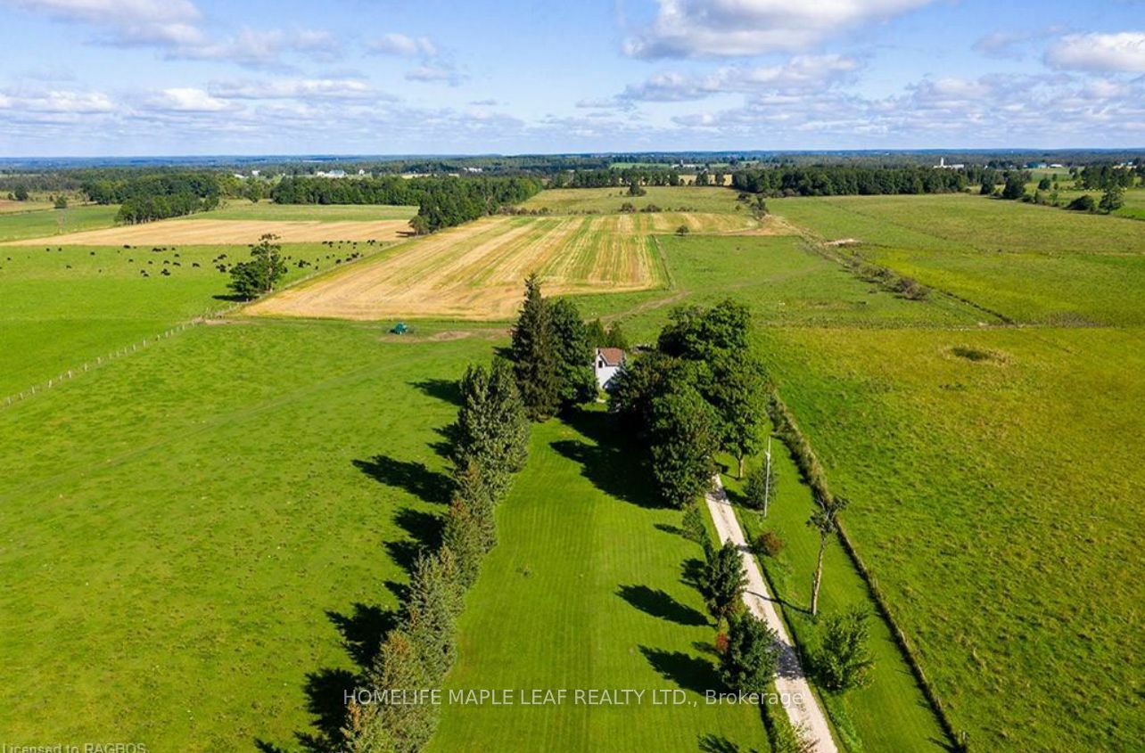 Photo de la propriété:  307517 Centre Line A Abby  ON N0C 1L0 