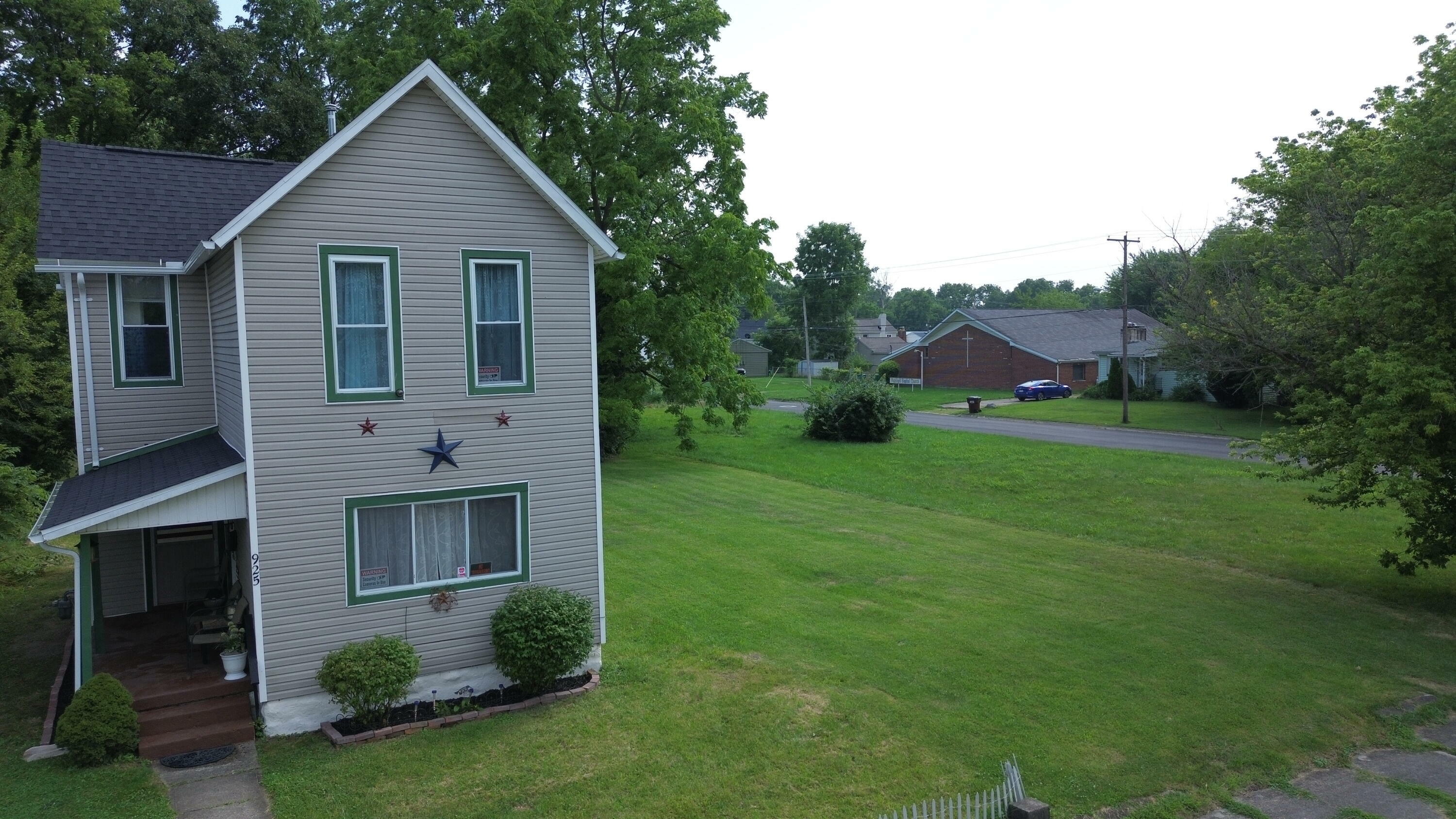 Property Photo:  925 W Liberty Street  OH 45506 