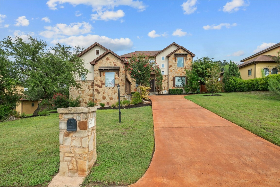 Property Photo:  1207 Sledge Drive  TX 78734 