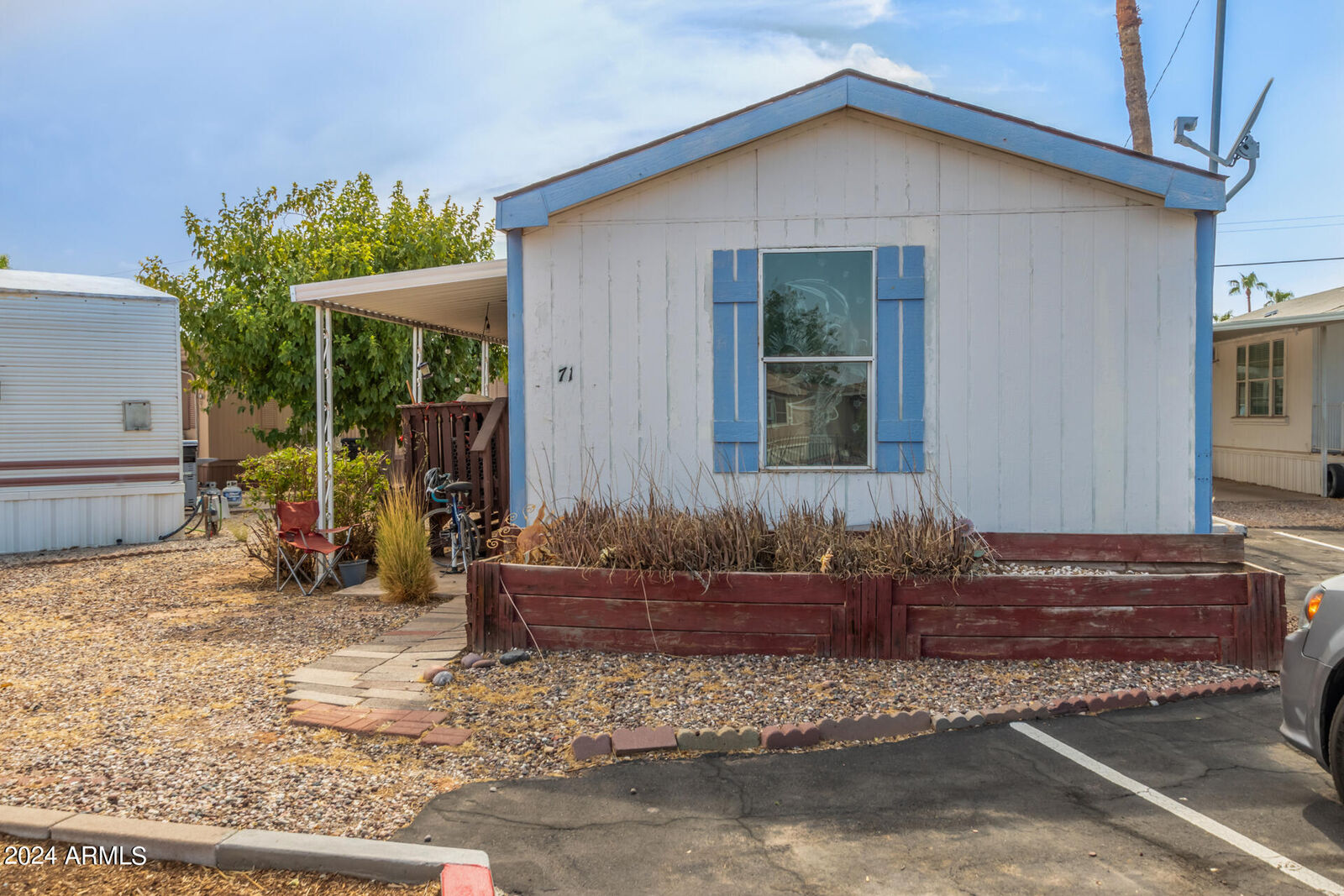 Property Photo: 555 W Warner Road 71 AZ 85225