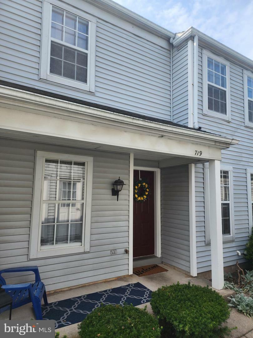 Property Photo:  719 Cambridge Court  PA 17078 