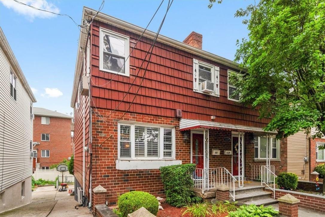 Property Photo: 3127 Griswold Avenue NY 10465