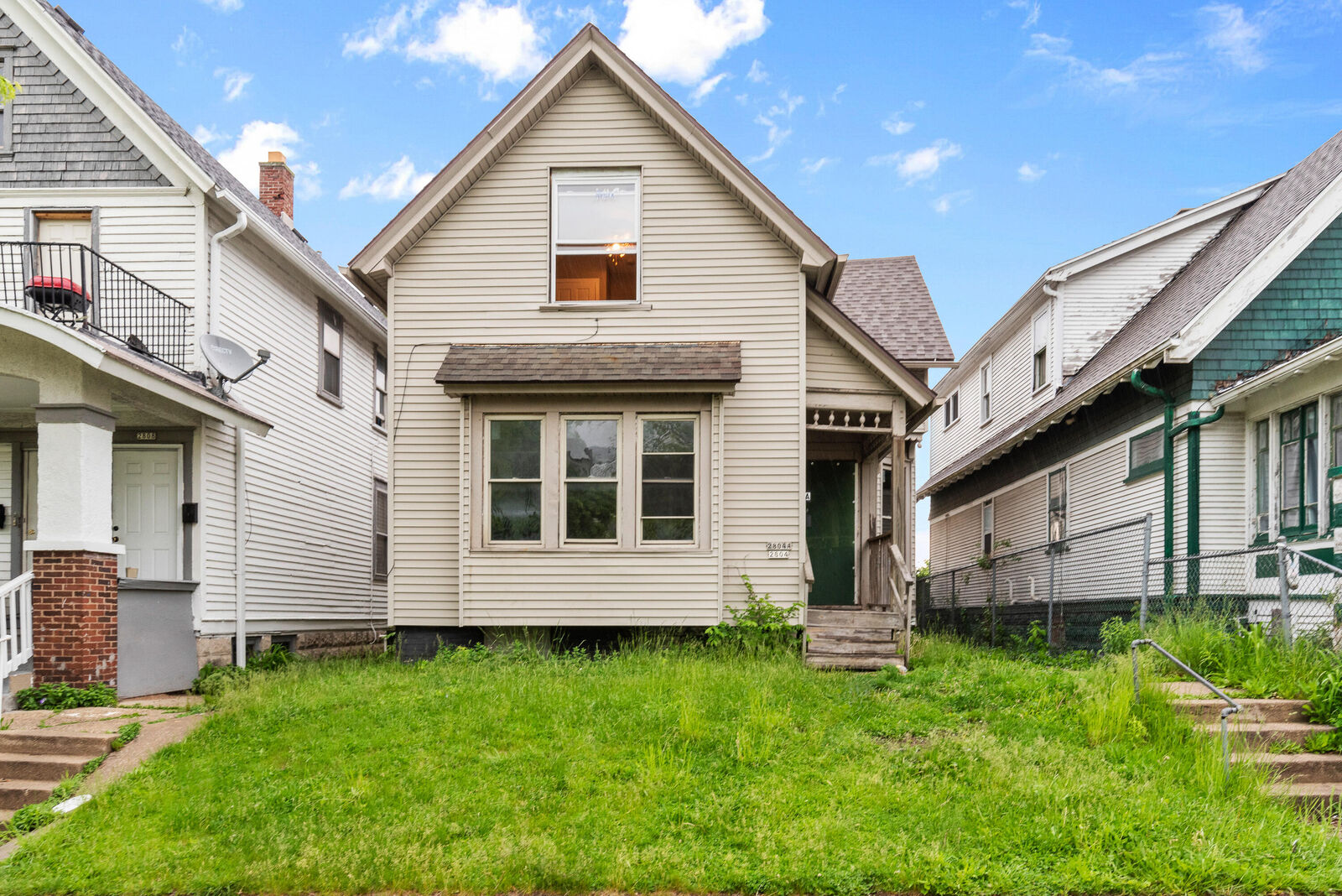 Property Photo:  2804 N Palmer St  WI 53212 