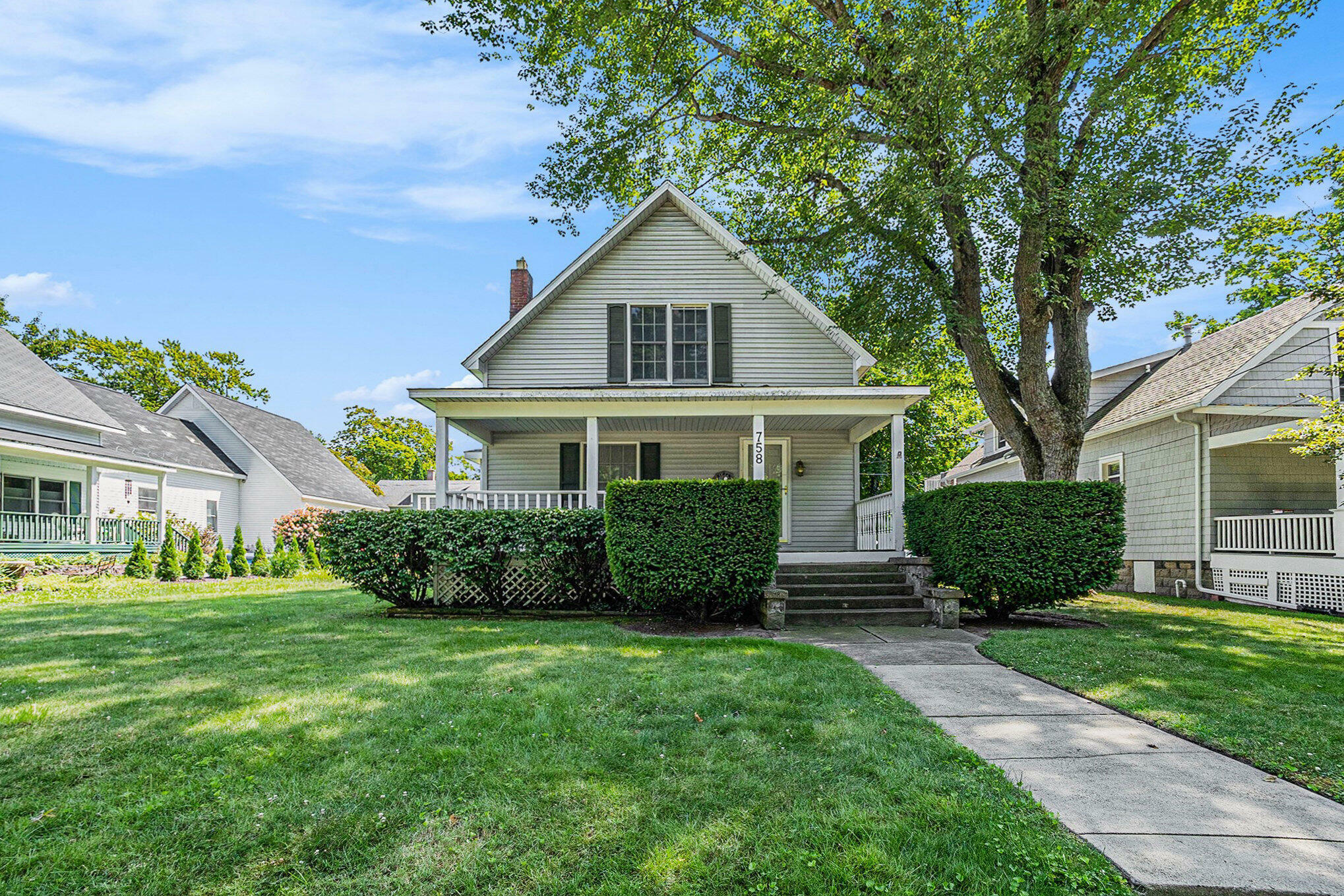 Property Photo:  758 Huron Street  MI 49090 