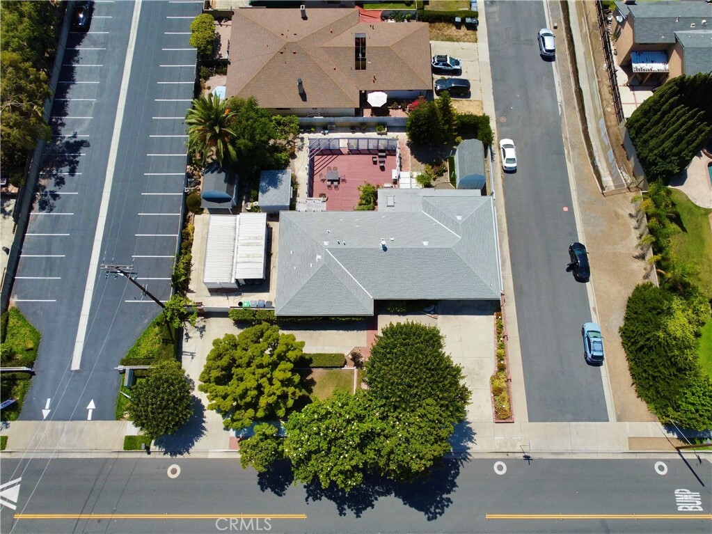 Property Photo:  1850 N Shaffer Street  CA 92865 