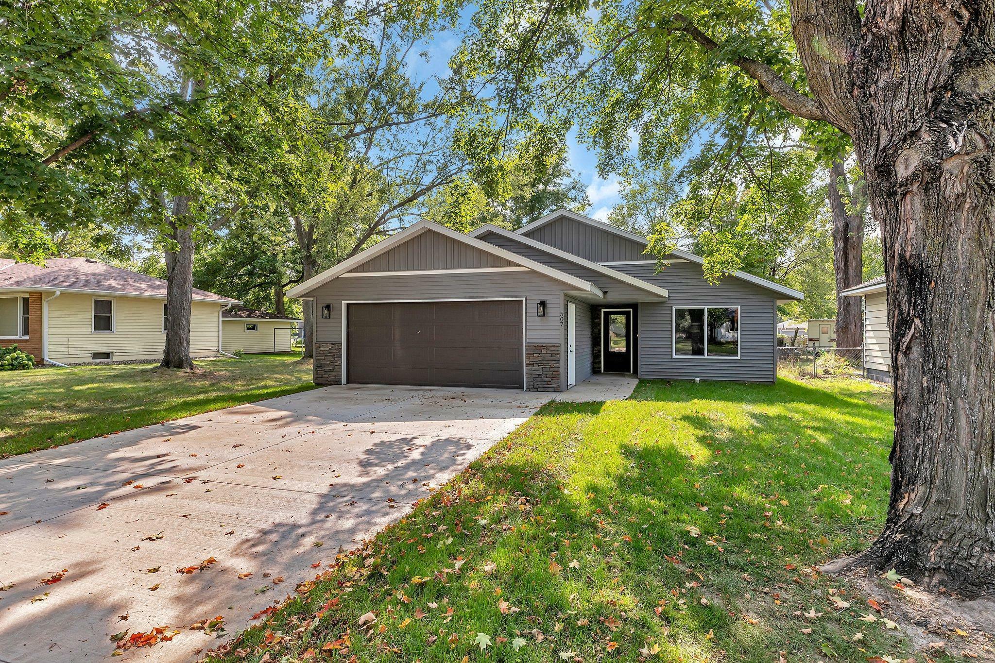 Property Photo:  507 7th Avenue N  MN 56379 