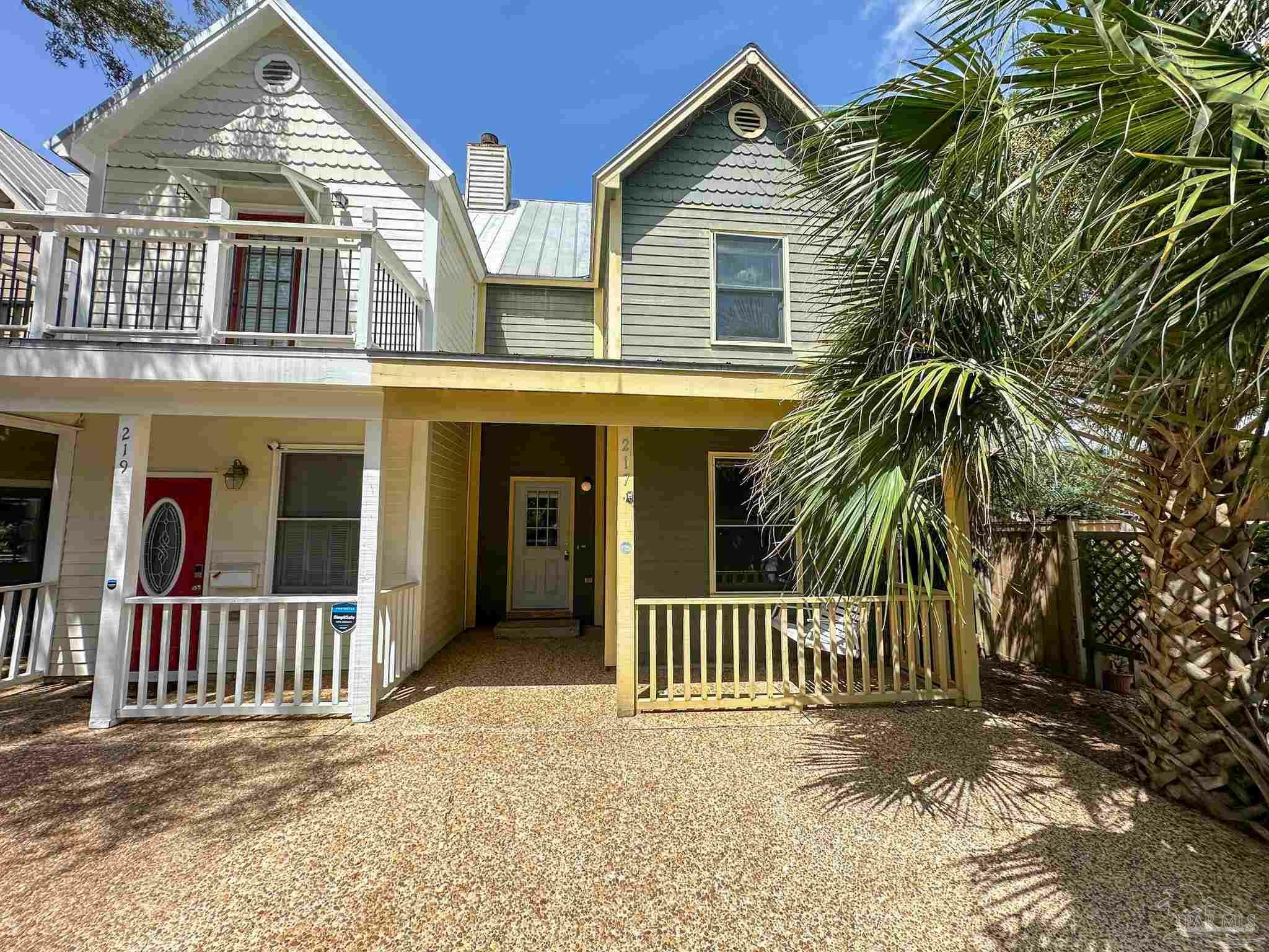 217 Cevallos Ave  Pensacola FL 32502 photo