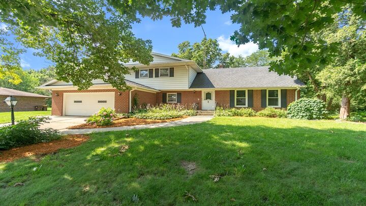1612 Aragona Drive  Rockford IL 61102 photo