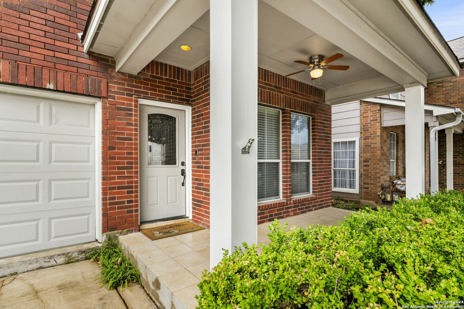 Property Photo: 13851 Griffin Ridge TX 78247