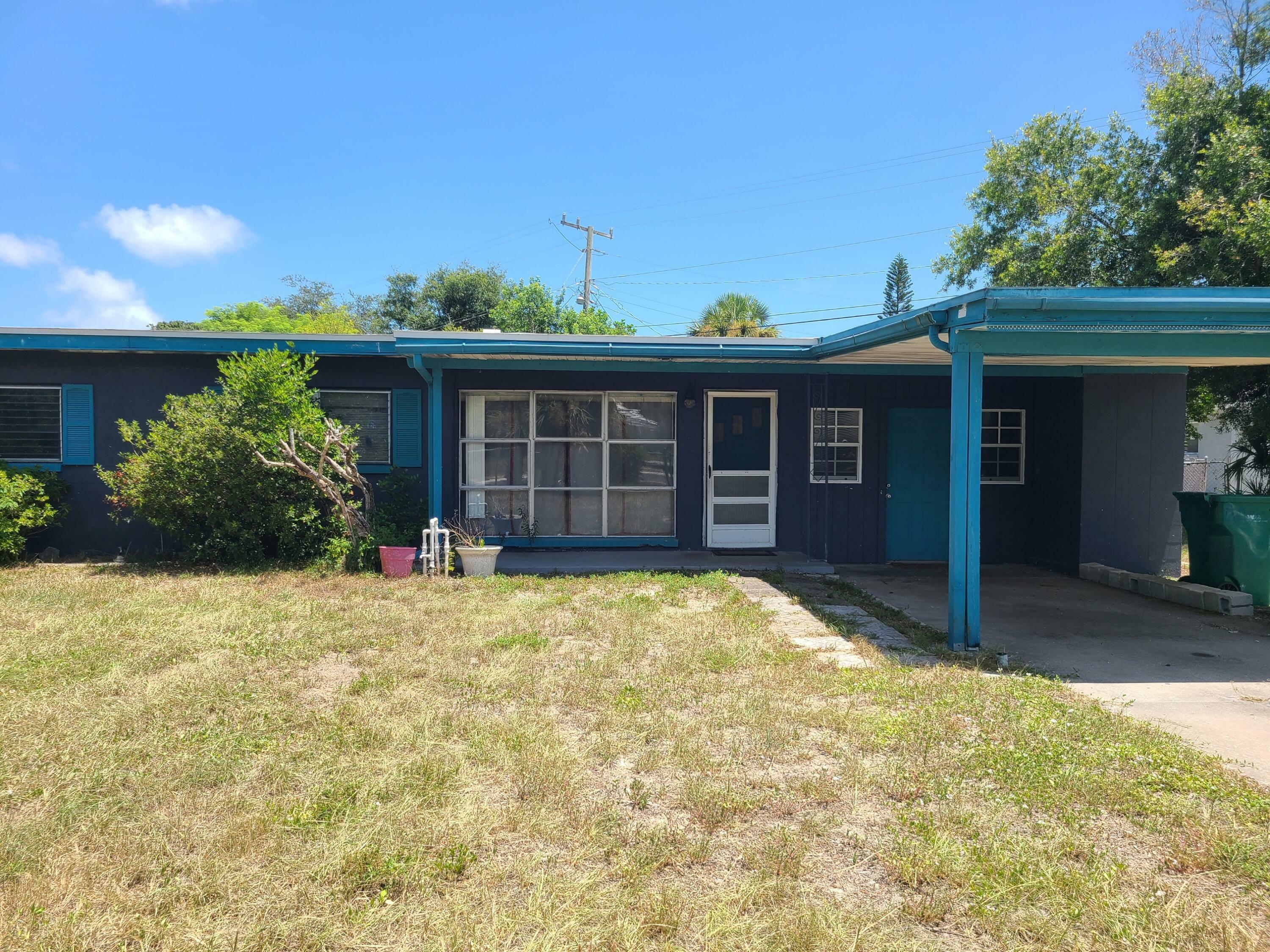 Property Photo:  819 W Highland Drive  FL 32922 