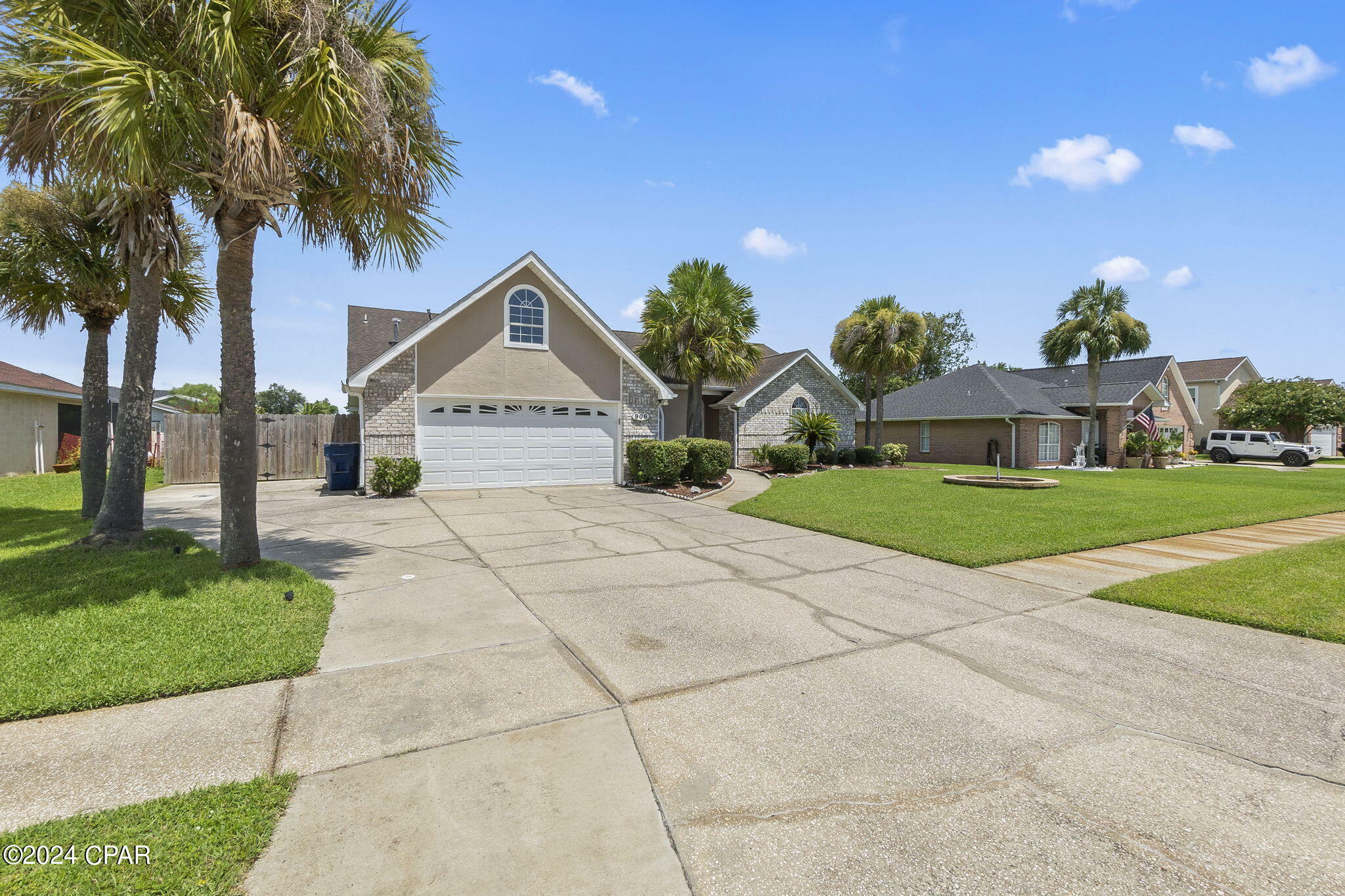 Property Photo:  906 Mallory Drive  FL 32405 