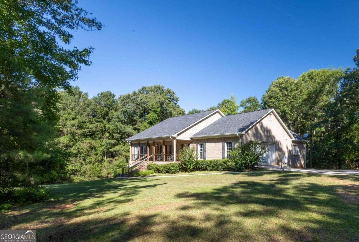 Property Photo:  637 Holloway Hollow  GA 31064 