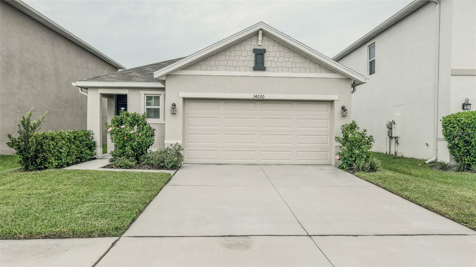 34220 Jasper Stone Drive  Wesley Chapel FL 33543 photo