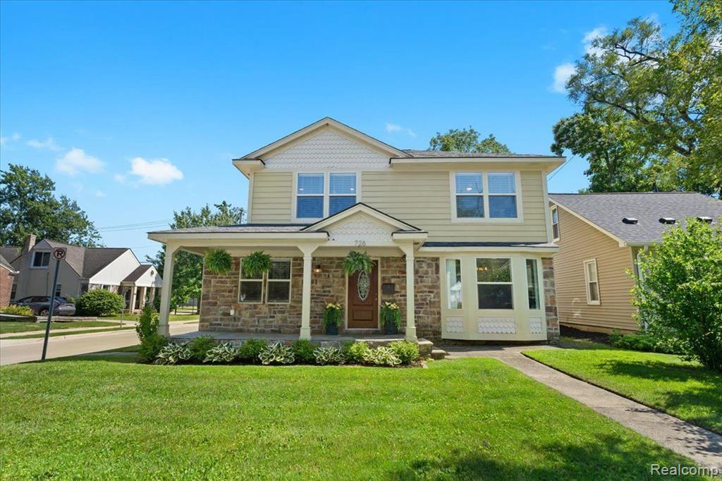 Property Photo: 726 Devillen Avenue MI 48073 3689