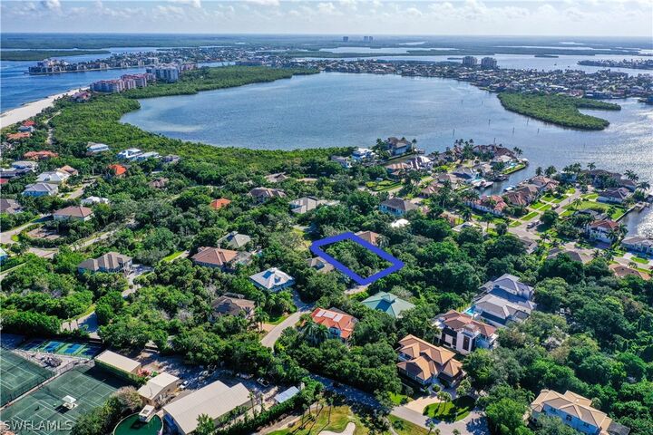 Property Photo: 374 Gumbo Limbo Lane FL 34145