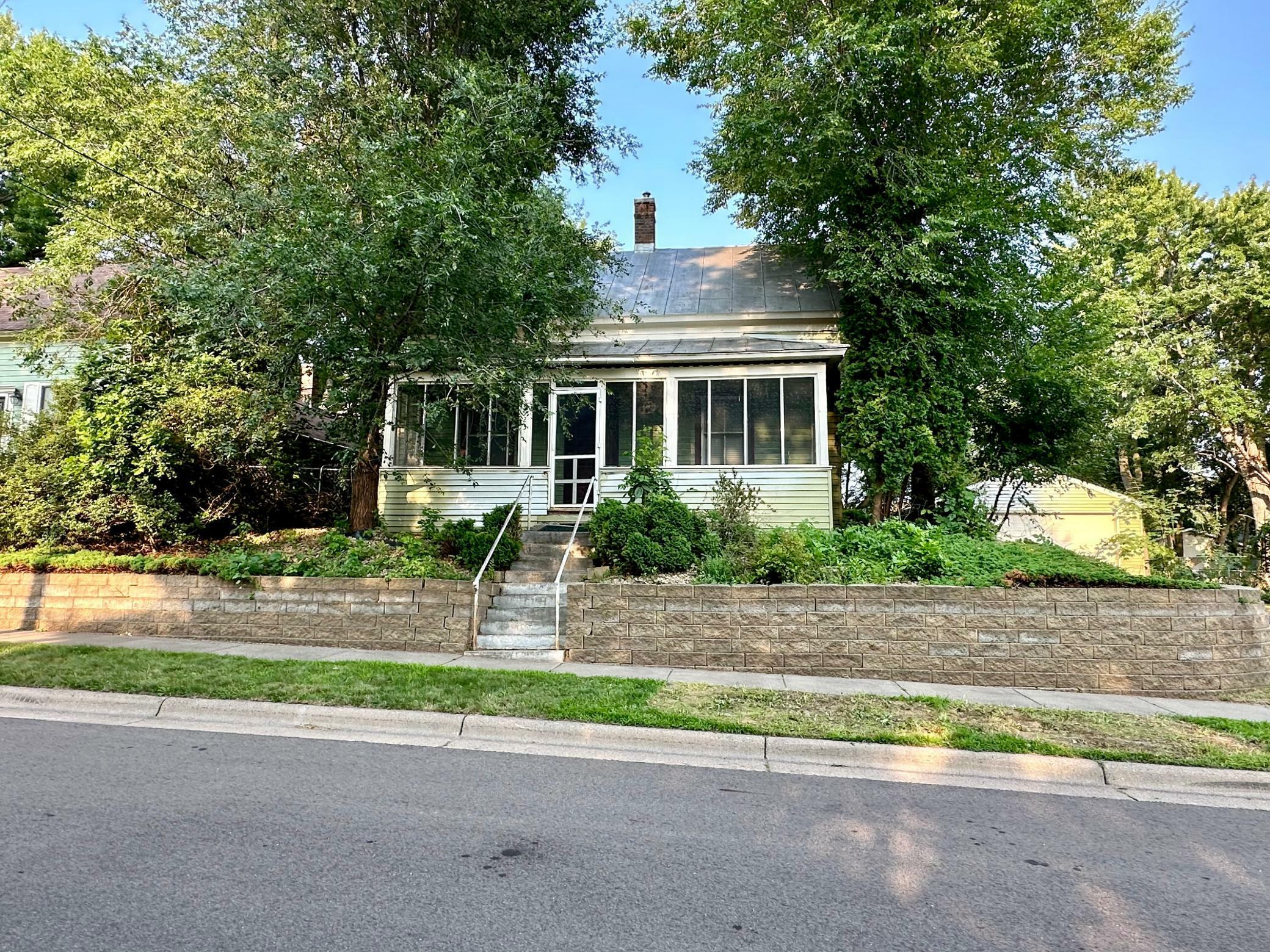 Property Photo: 923 7th Street S MN 55082