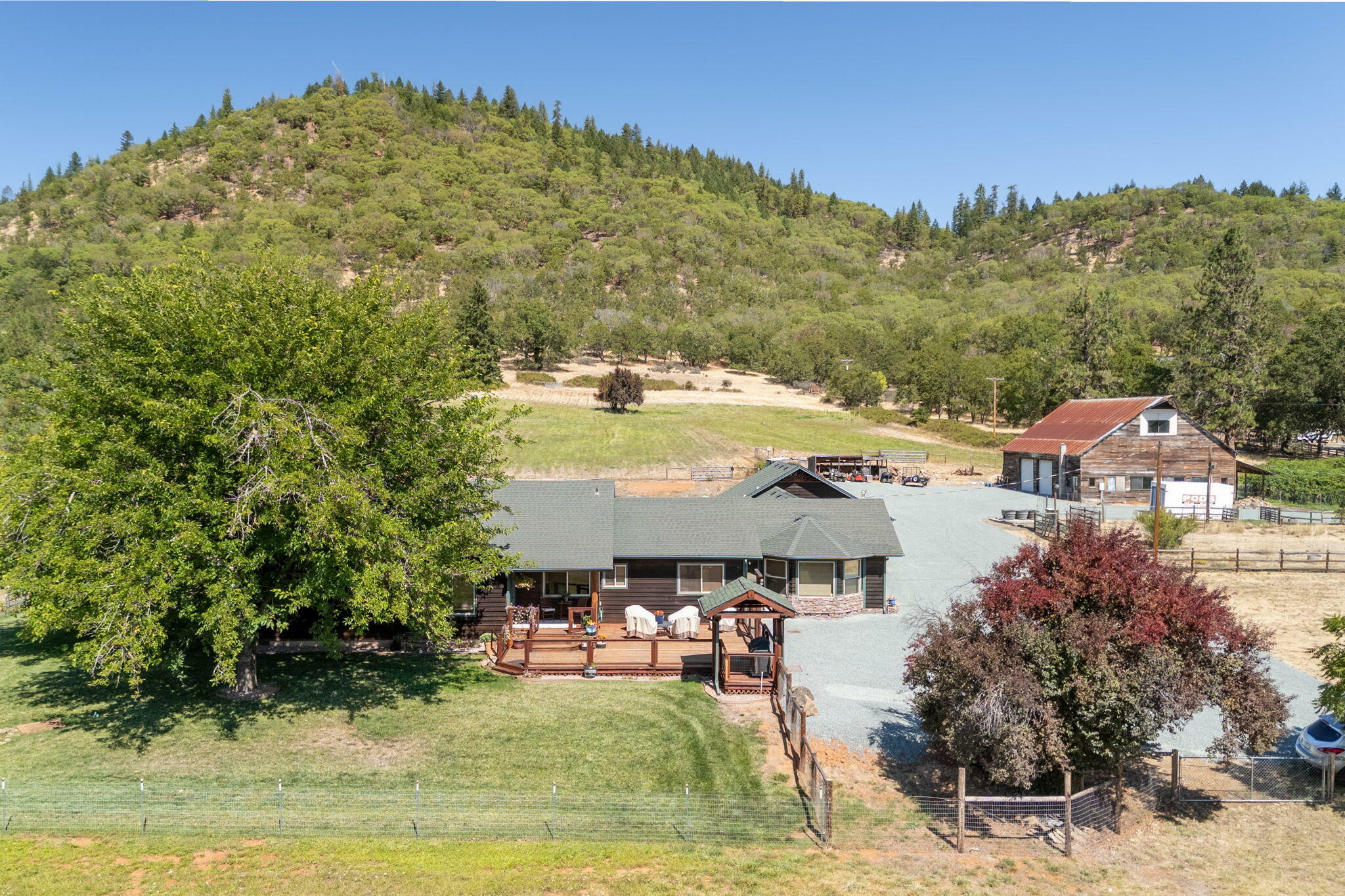 Property Photo:  2575 E Evans Creek Road  OR 97537 