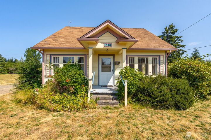 Property Photo:  3121  Galvin Road  WA 98531 