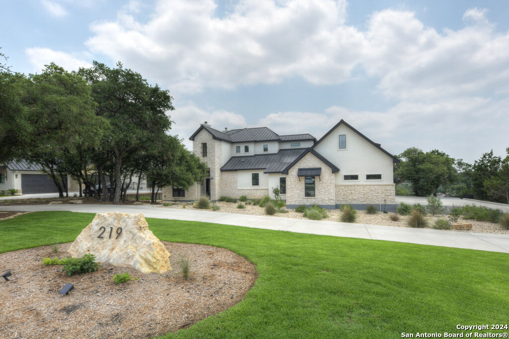 Property Photo:  219 River Bend Place  TX 78070 