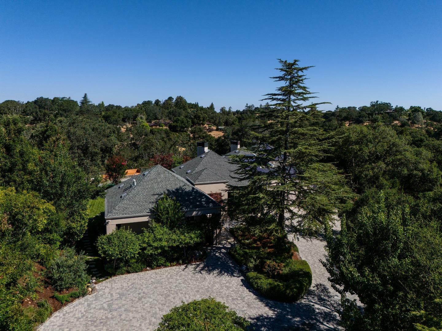 Property Photo:  395 Golden Hills Drive  CA 94028 