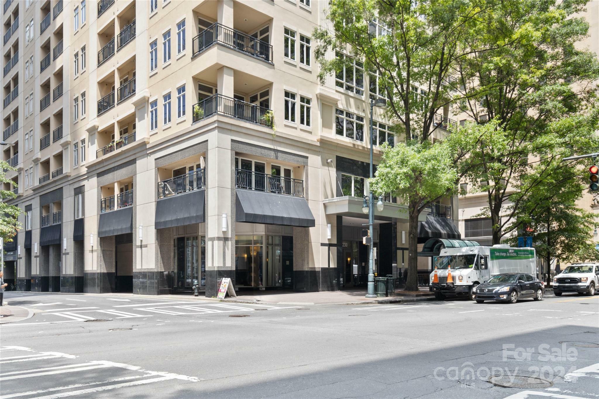 Property Photo:  230 S Tryon Street 704  NC 28202 