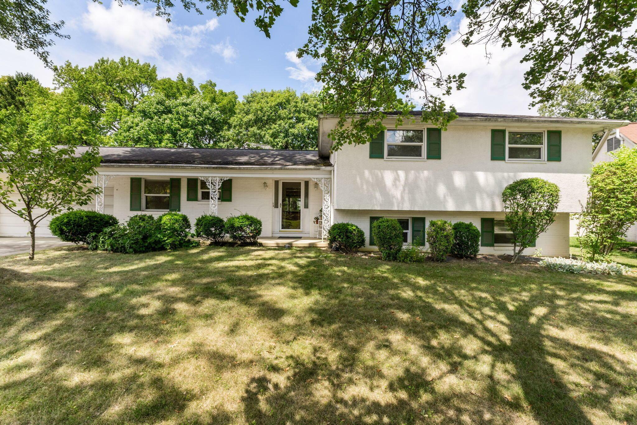 Property Photo:  1310 Stoneygate Lane  OH 43221 