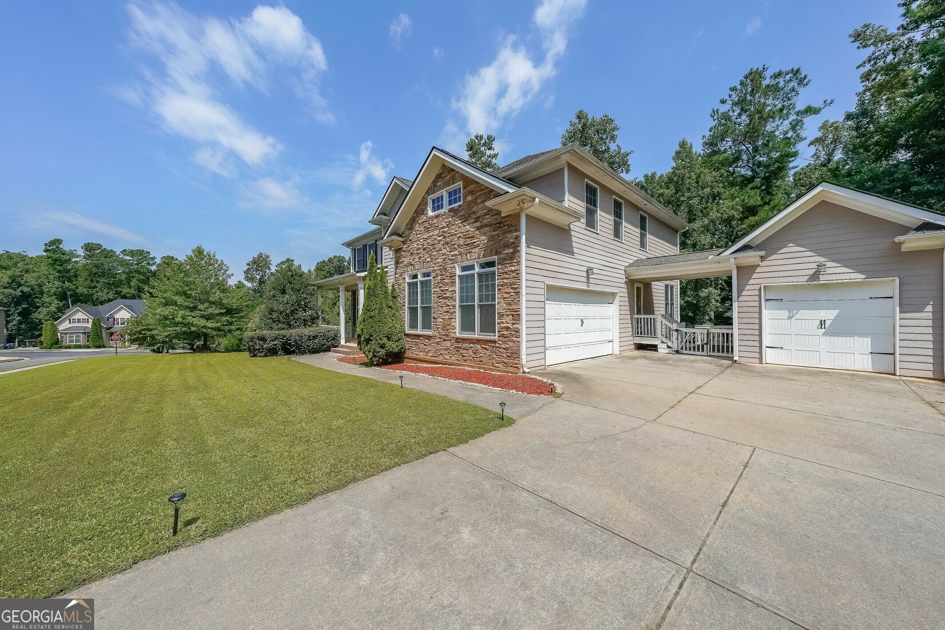 Property Photo:  4408 Meadowwood Drive  GA 30052 