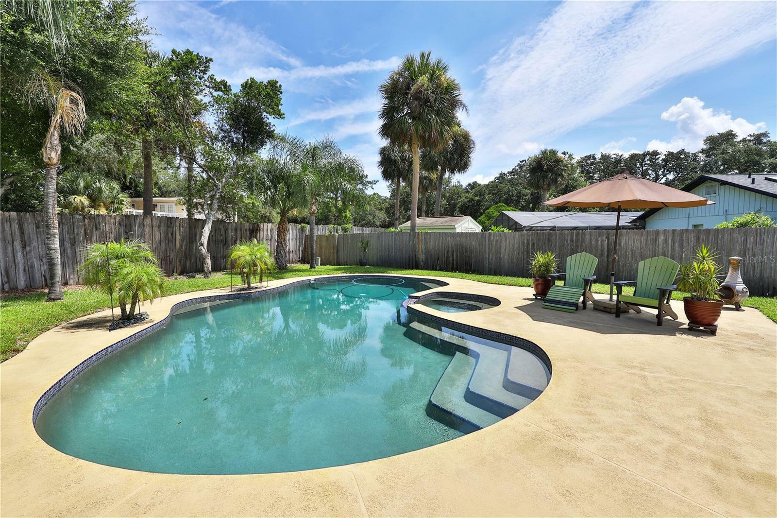 Property Photo:  1104 Pheasant Circle  FL 32708 