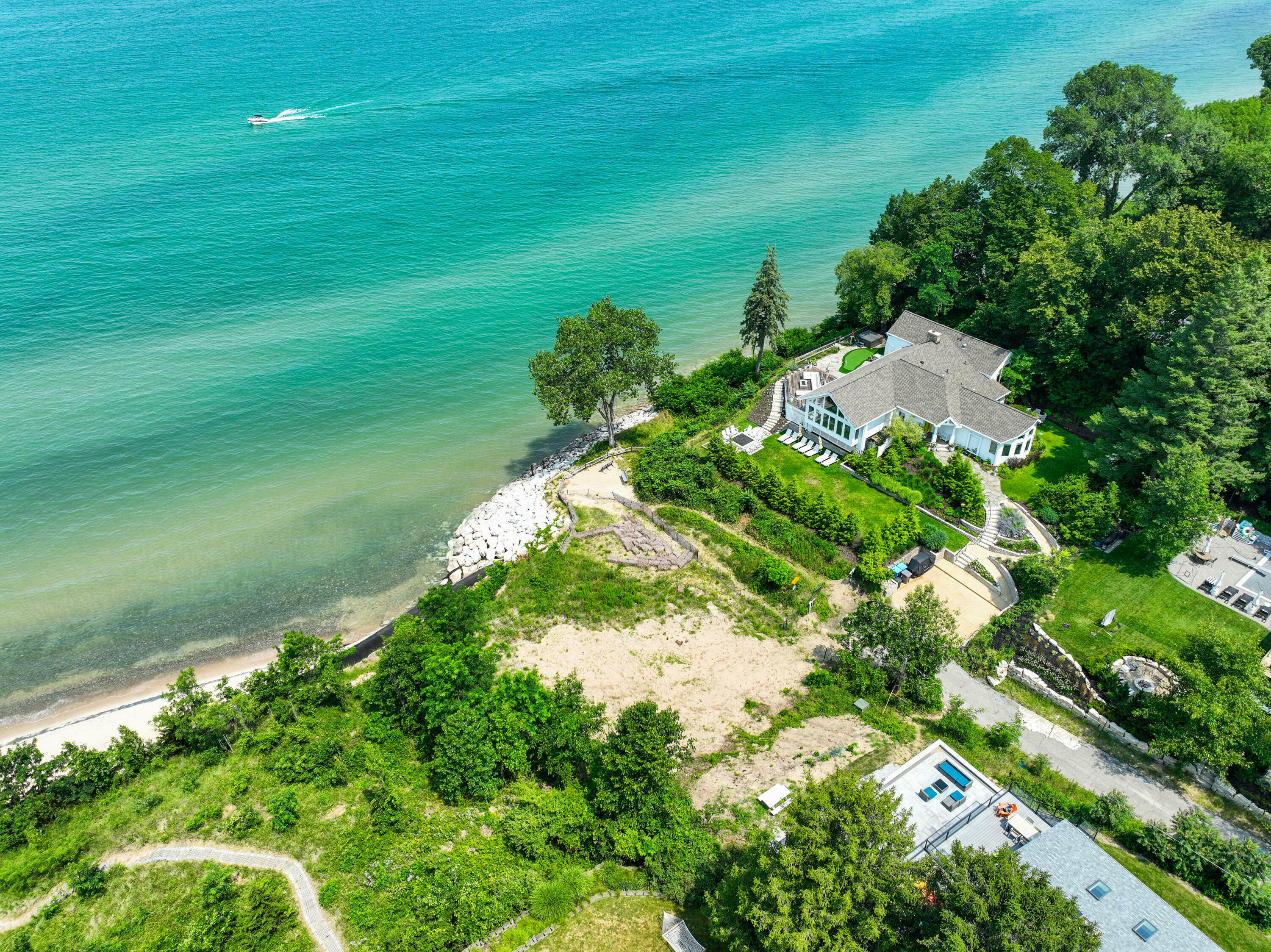 Property Photo:  4275 Lake Shore Drive  MI 49117 