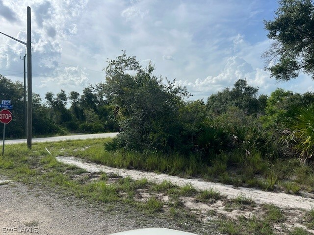 Property Photo:  4183 E 27th Street  FL 33920 