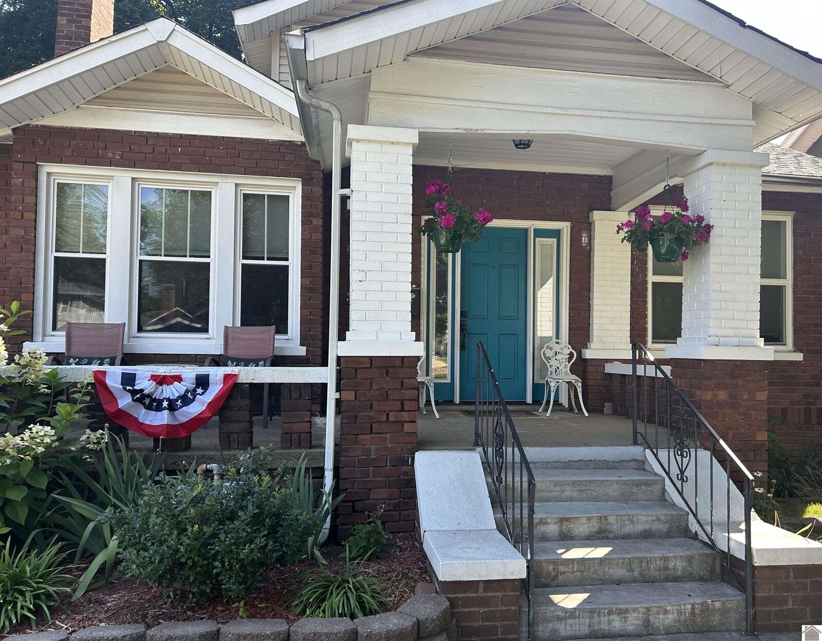 Property Photo:  404 W Jefferson St  KY 42001 