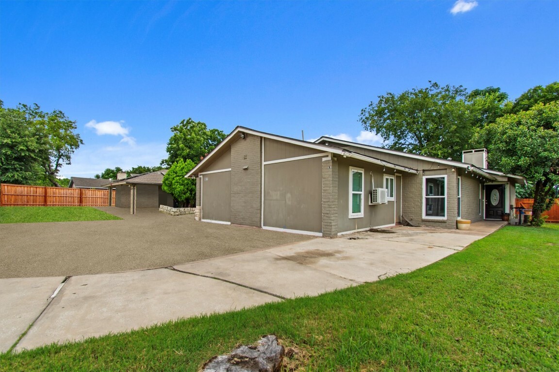 Property Photo:  9611 Teasdale Terrace  TX 78753 