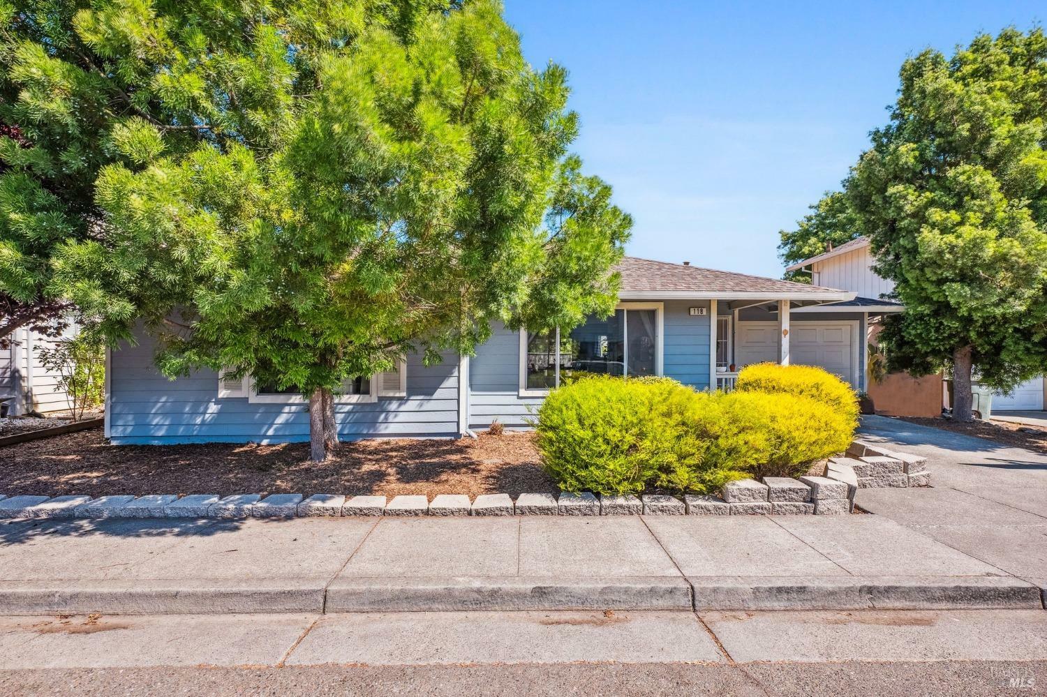 Property Photo:  118 Garden Circle Way  CA 95425 