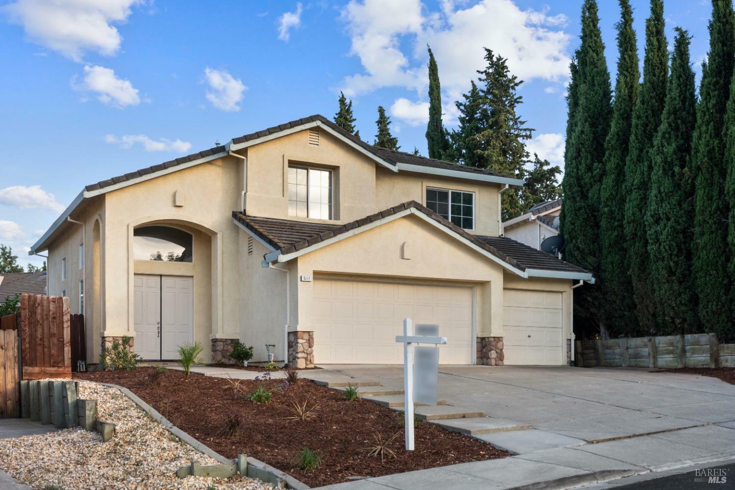 Property Photo:  5117 Ebbetts Way  CA 94531 