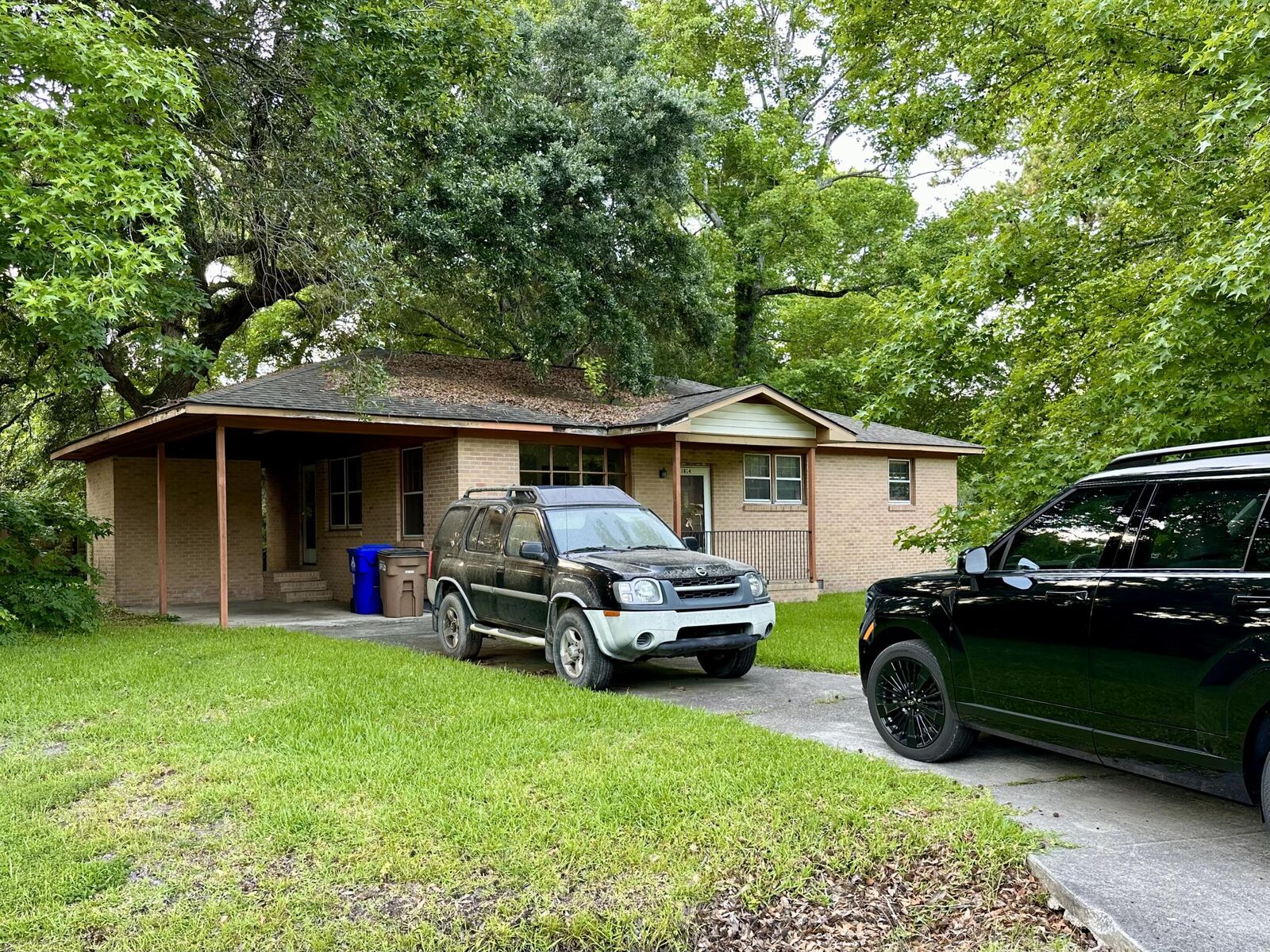 Property Photo:  1814 S Mayflower Drive  SC 29412 