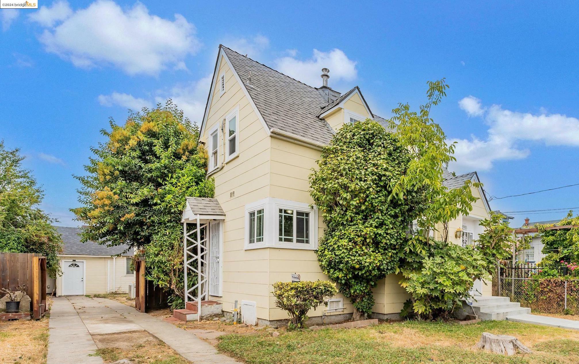 Property Photo:  9301 C St  CA 94603 