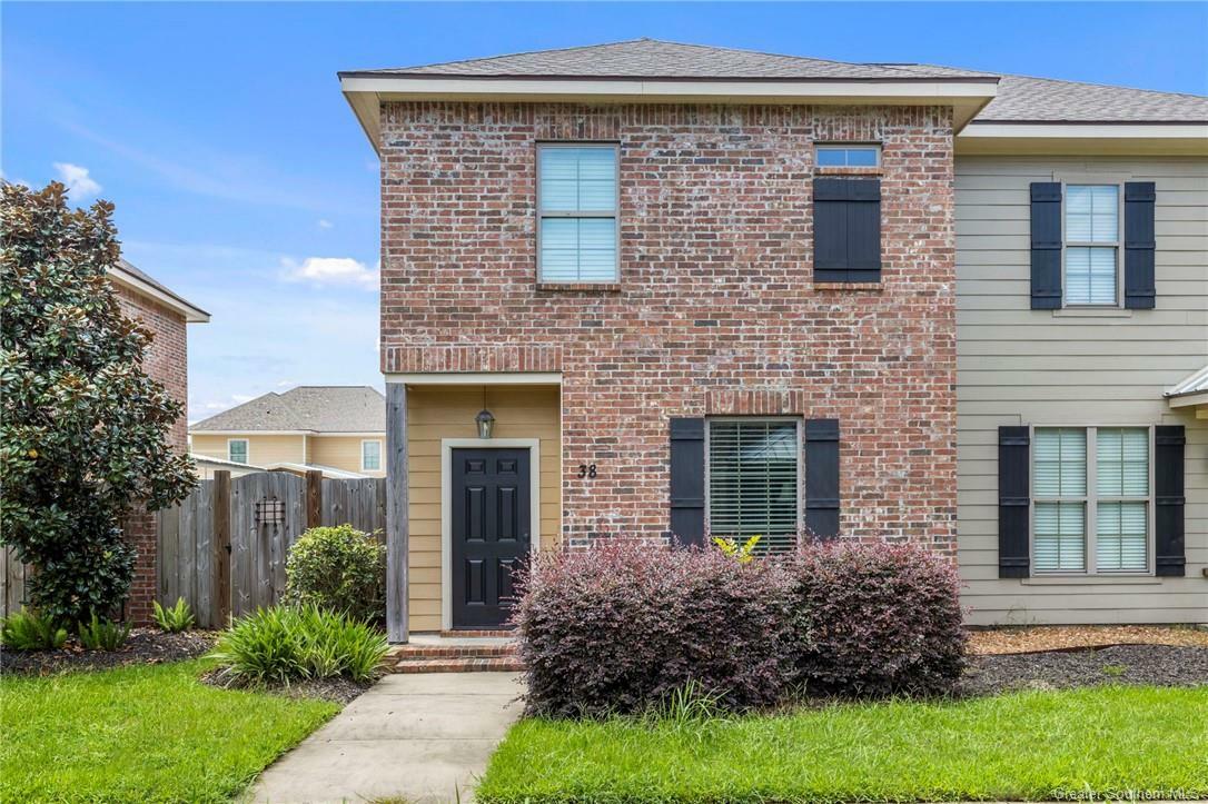 Property Photo: 5017 S Prien Lake Road 38S LA 70605
