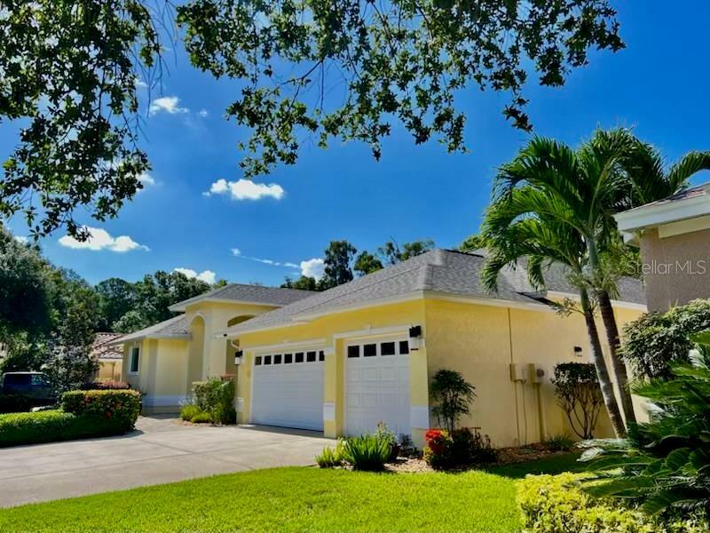 Property Photo:  10676 Park Place Drive  FL 33778 