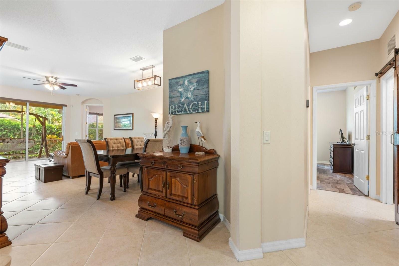 Property Photo:  5527 Simonton Street  FL 34203 