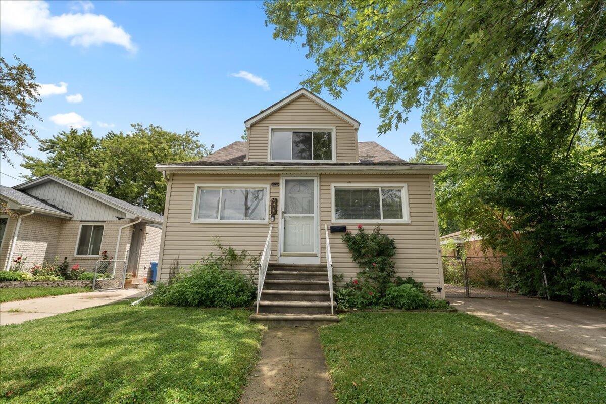 Property Photo: 5419 Harding Street MI 48125