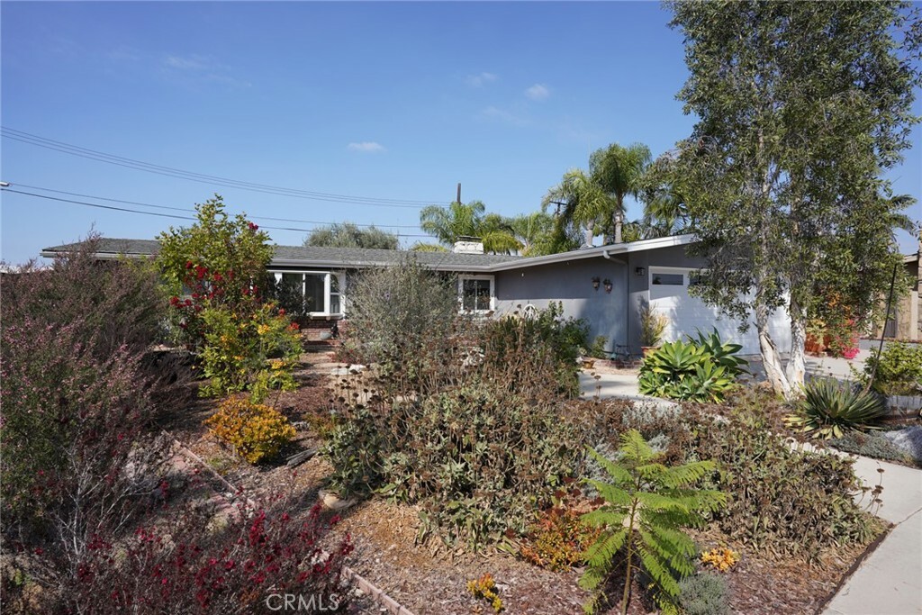 Property Photo:  1658 Bimini Place  CA 92626 