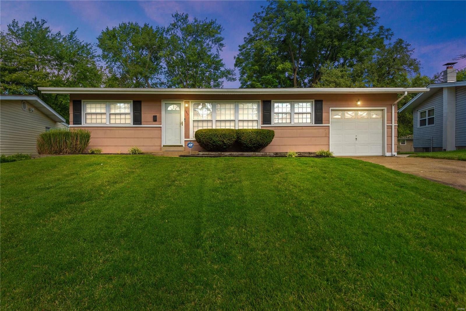 Property Photo:  165 Dauphin Lane  MO 63033 