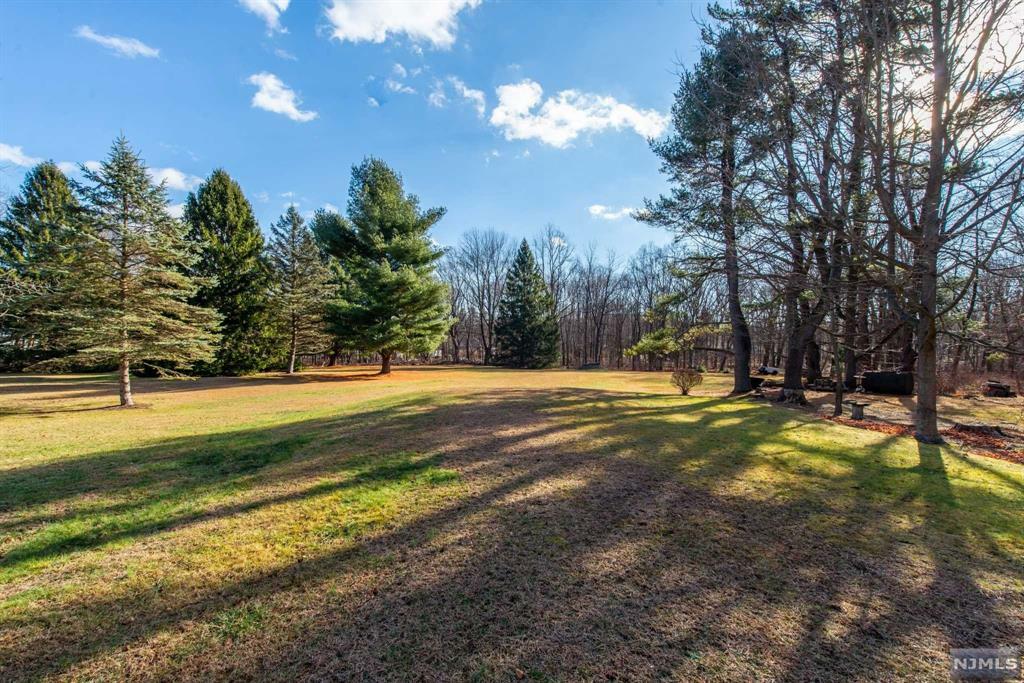 Property Photo:  33 Ricker Road  NJ 07405 