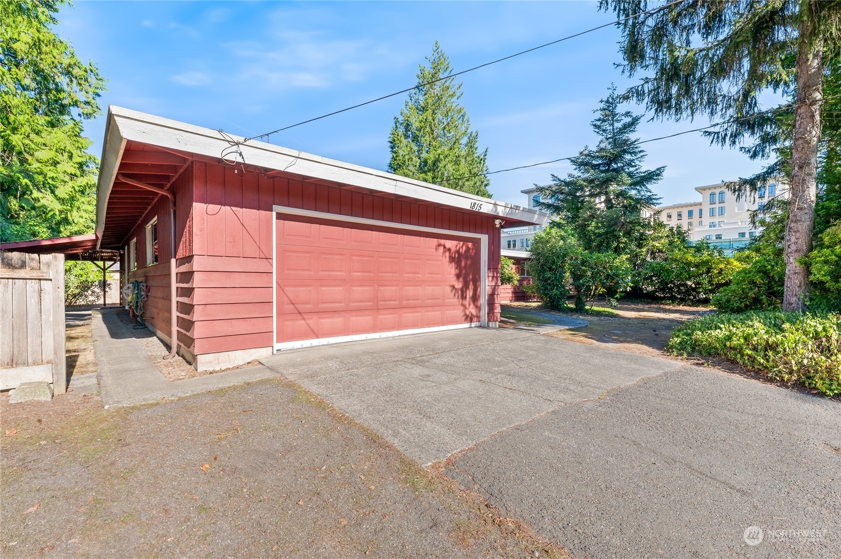 Property Photo:  1815 116th Avenue NE  WA 98004 