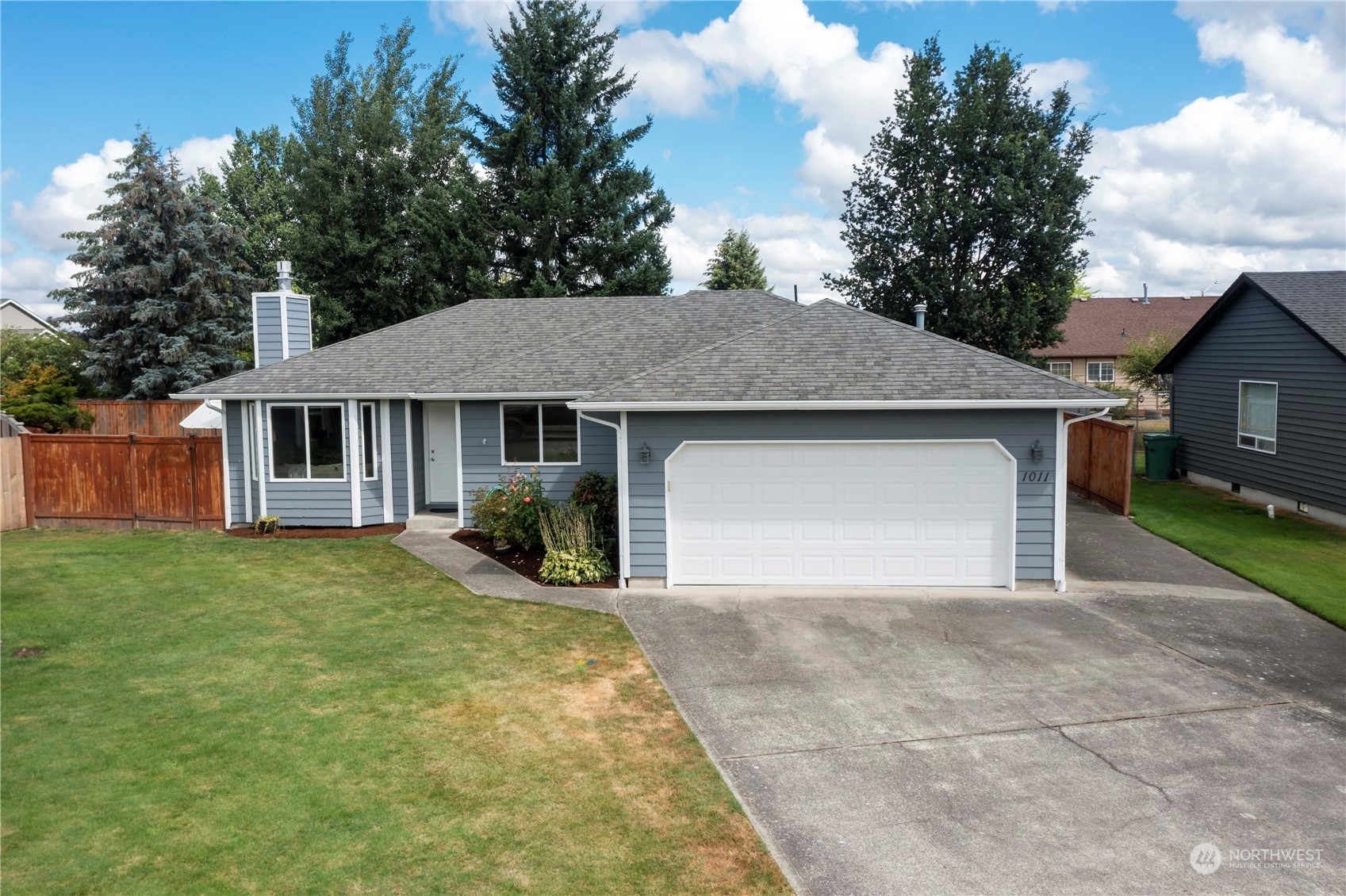 1011 West Court  Enumclaw WA 98022 photo