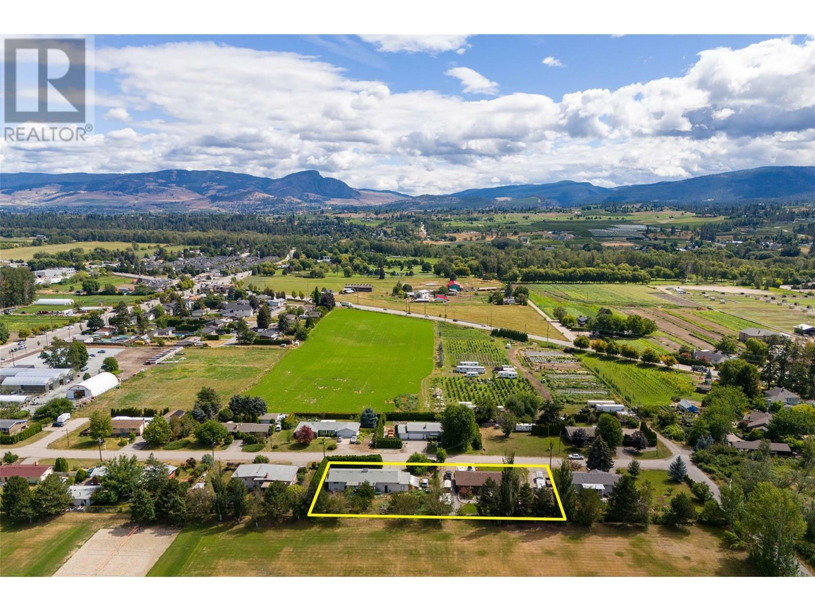 Property Photo: 3250 St. Amand Road BC V1W 3P1